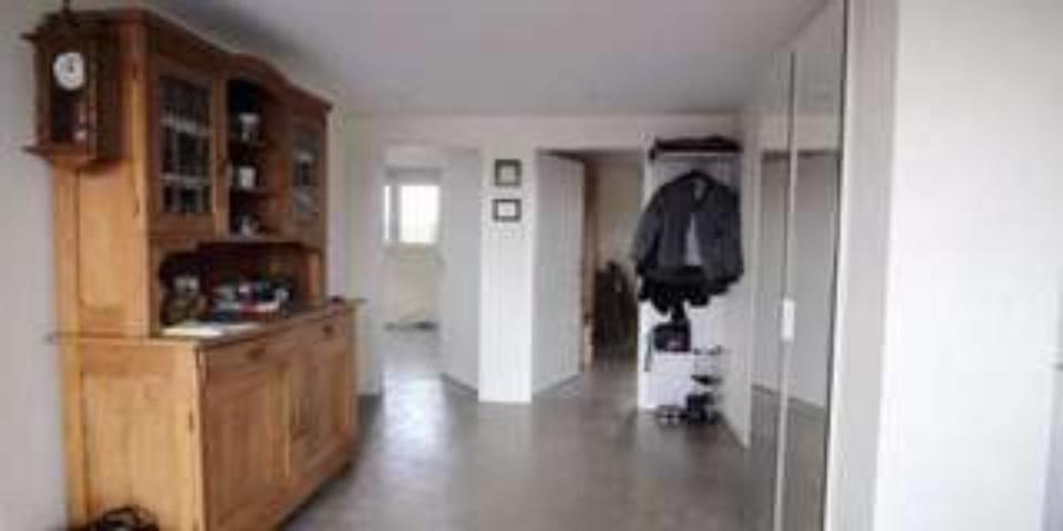 Dachgeschoßwohnung Rödermark - 3.5 Zimmer, 86 m&sup2;, 1.400&euro; | Angebot:25343829