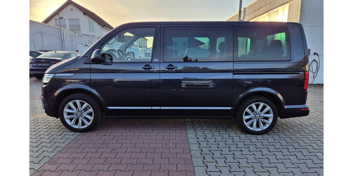 VW T6.1 Multivan Generation Six FWD Leder, Standheizu 61.822 km 47.890 &euro; Rodgau 63110