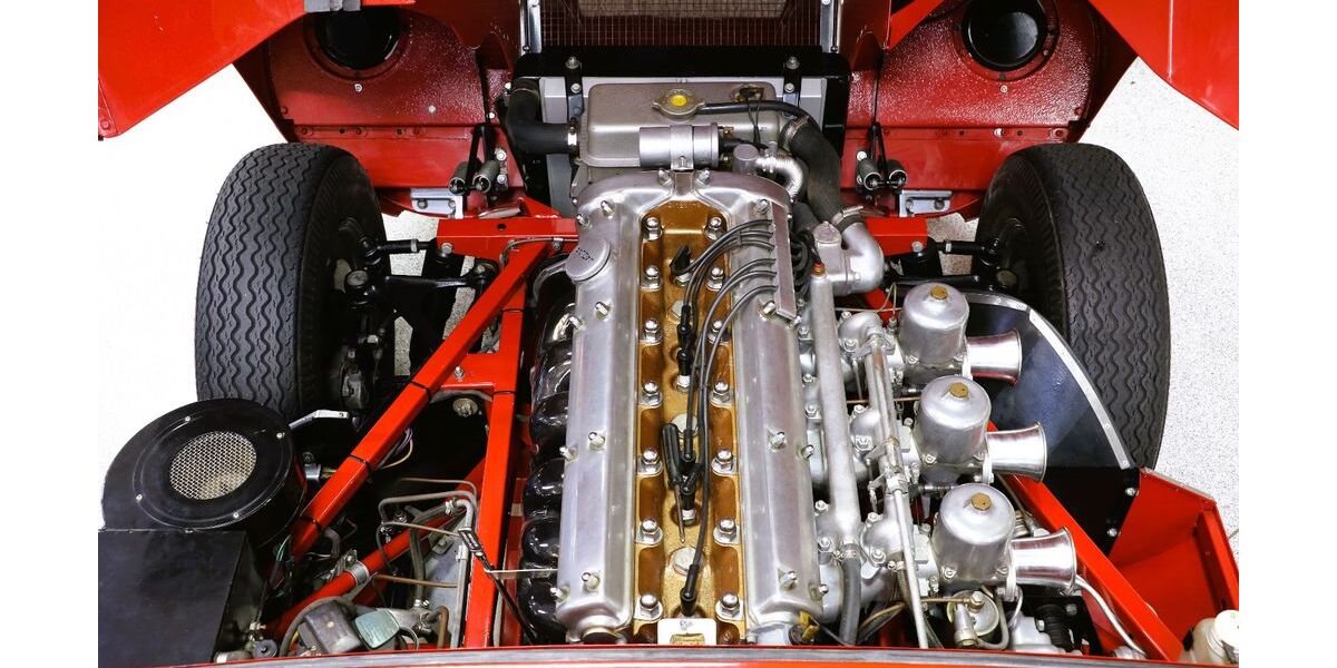 Jaguar E-Type 16.000 km 109.000 &euro; Alzenau 63755