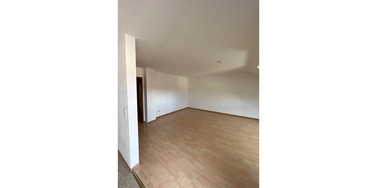 Dachgeschoßwohnung Elsenfeld - 3 Zimmer, 71 m&sup2;, 209.900&euro; | Angebot:27113872