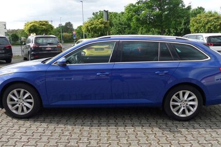 Skoda Superb 140.000 km 16.999 &euro; Erlenbach a. Main 63906