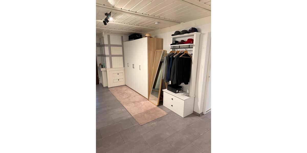 Etagenwohnung Kleinwallstadt - 3 Zimmer, 130 m&sup2;, 1.390&euro; | Angebot:25368790