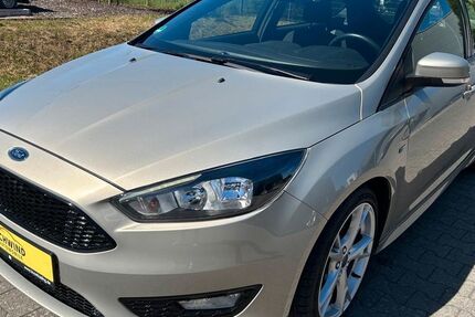 Ford Focus 142.518 km 8.290 &euro; Elsenfeld 63820
