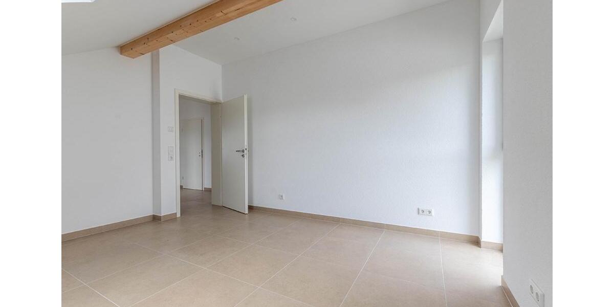 Dachgeschoßwohnung Groß-Umstadt Umstadt - 4 Zimmer, 87 m&sup2;, 1.140&euro; | Angebot:26677535