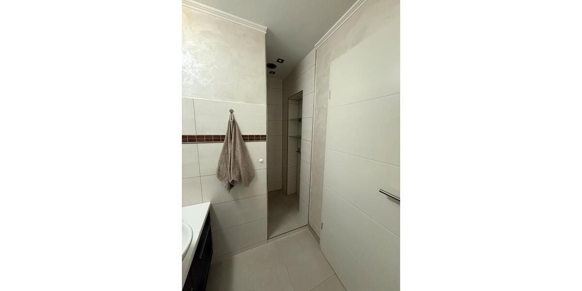 Etagenwohnung Hanau Lamboy - 3 Zimmer, 65 m&sup2;, 210.000&euro; | Angebot:26662251