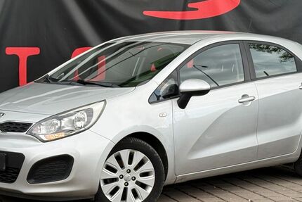 Kia Rio 87.000 km 6.600 &euro; Mühlheim am main 63165