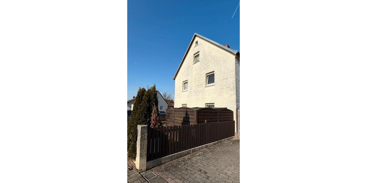 Einfamilienhaus Karlstein am Main - 6 Zimmer, 140 m&sup2;, 245.000&euro; | Angebot:26210741