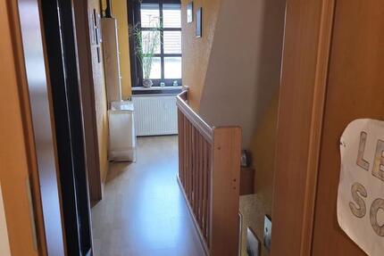 Haus Hasselroth - 5.5 Zimmer, 130 m&sup2;, 215.000&euro; | Angebot:26133953