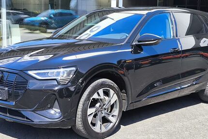 Audi e-tron 38.200 km 36.450 &euro; Dieburg 64807