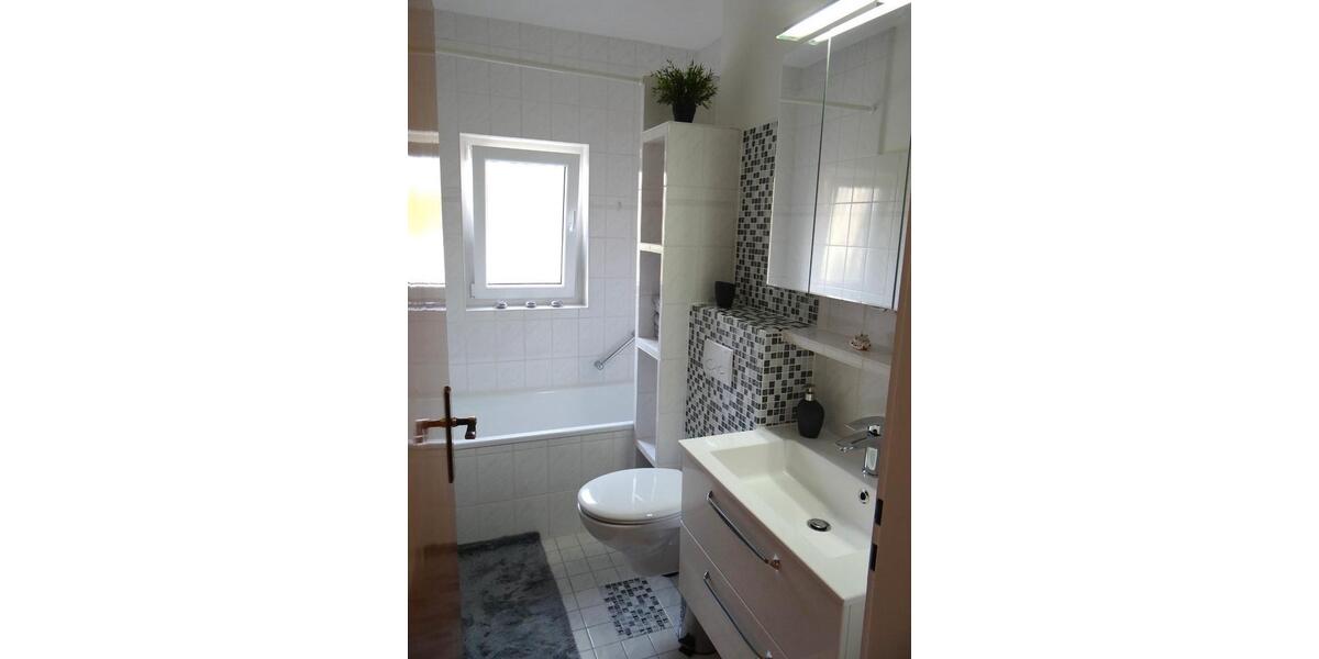 Etagenwohnung Bruchköbel - 3 Zimmer, 77 m&sup2;, 1.280&euro; | Angebot:25278937