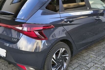 Hyundai i20 18.500 km 16.100 &euro; Bischbrunn 97836