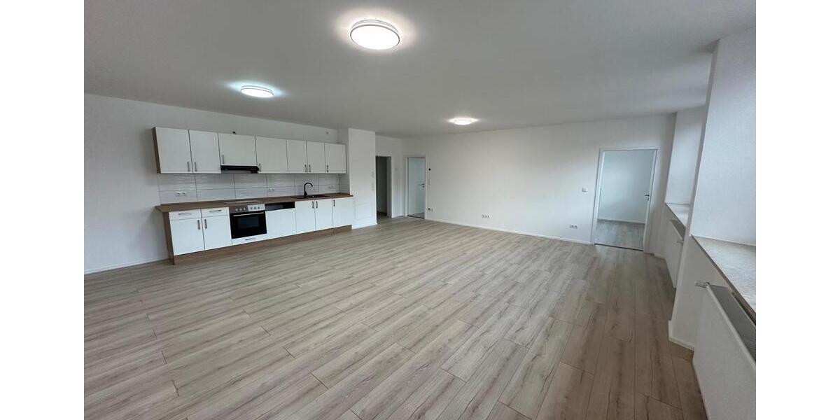 Etagenwohnung Freudenberg - 3 Zimmer, 95 m&sup2;, 1.000&euro; | Angebot:25941990