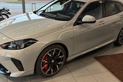 BMW 120 12.500 km 40.900 &euro; Gelnhausen 63571