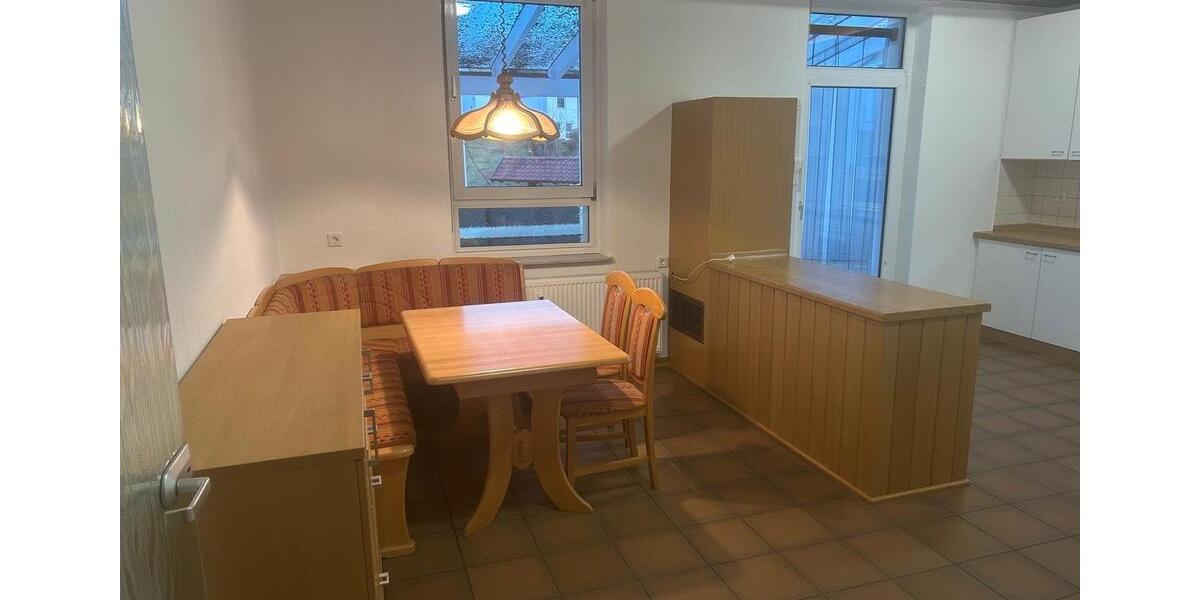 Erdgeschoßwohnung Bessenbach - 2 Zimmer, 135 m&sup2;, 1.100&euro; | Angebot:25722555