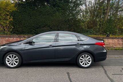 Hyundai i40 126.000 km 10.000 &euro; Hösbach 63768