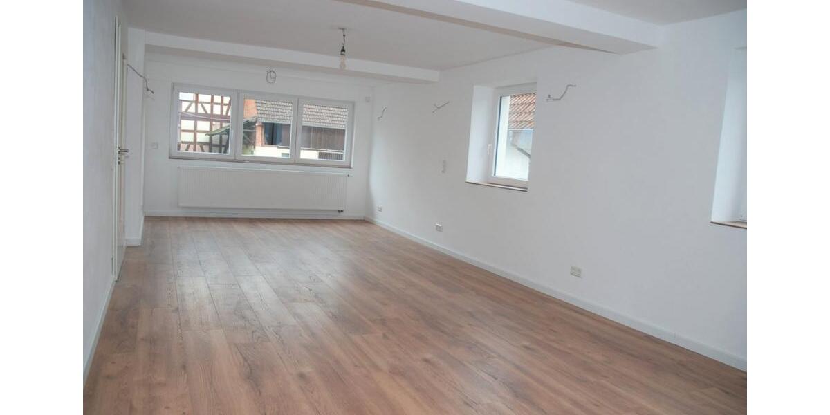 Einfamilienhaus Gründau - 5 Zimmer, 124 m&sup2;, 1.100&euro; | Angebot:26493857