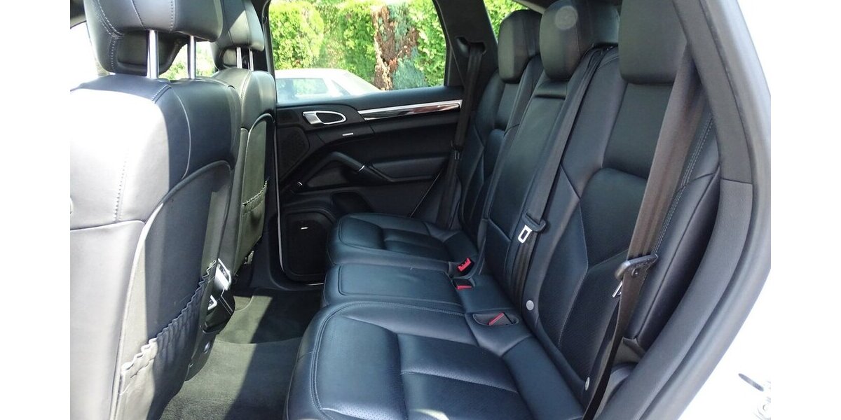 Porsche Cayenne S 4,2l Diesel Pano, Navi, 21 Zoll, Standhe 229.443 km 23.490 &euro; Rodgau 63110