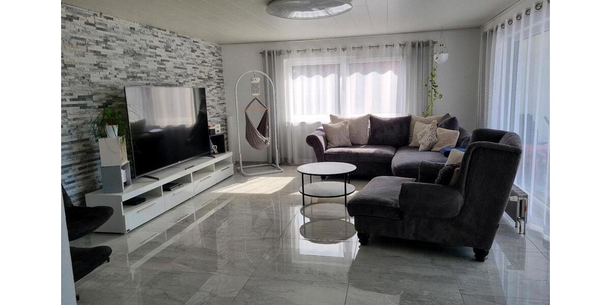 Hochparterre Laufach - 4.5 Zimmer, 329.000&euro; | Angebot:22482378