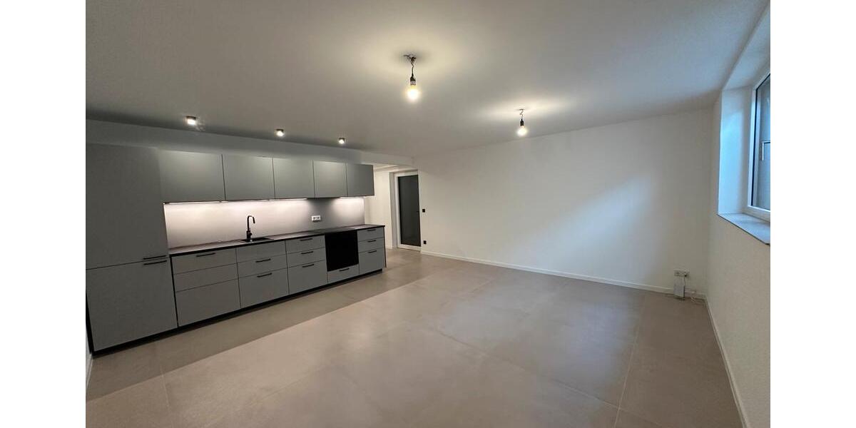 Etagenwohnung Schaafheim - 2 Zimmer, 65 m&sup2;, 1.050&euro; | Angebot:25404492