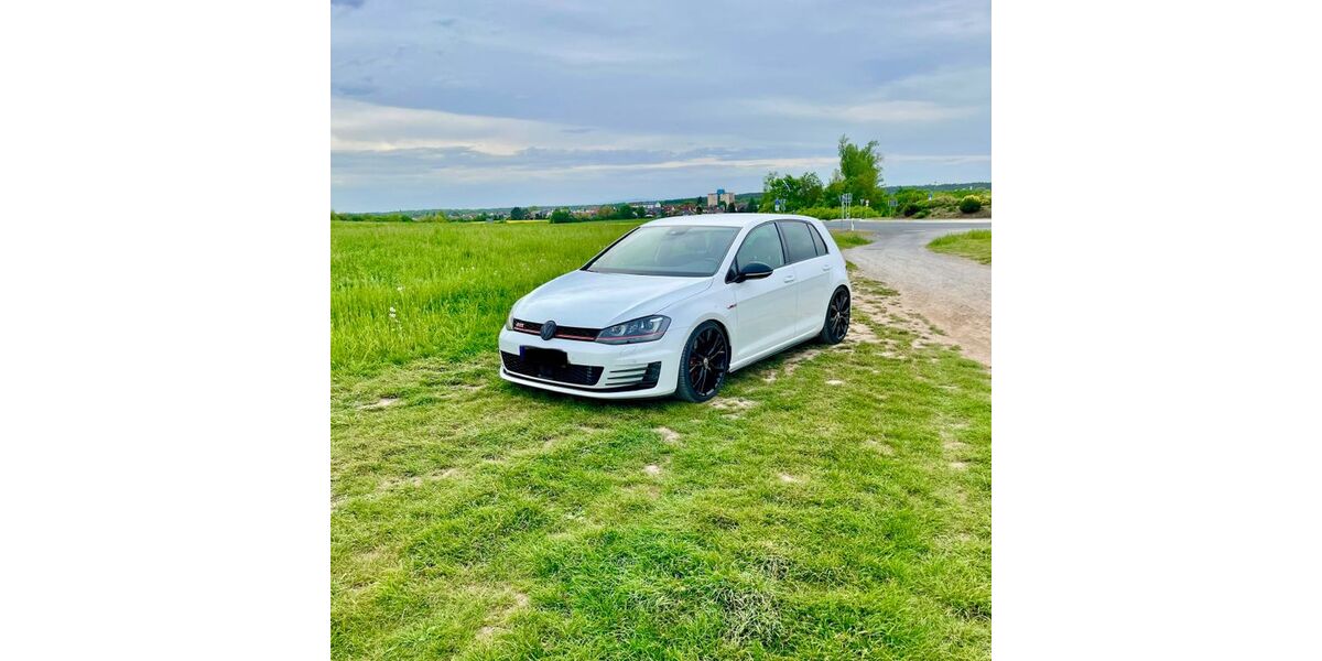 VW Golf 118.000 km 17.999 &euro; Grossostheim 63762