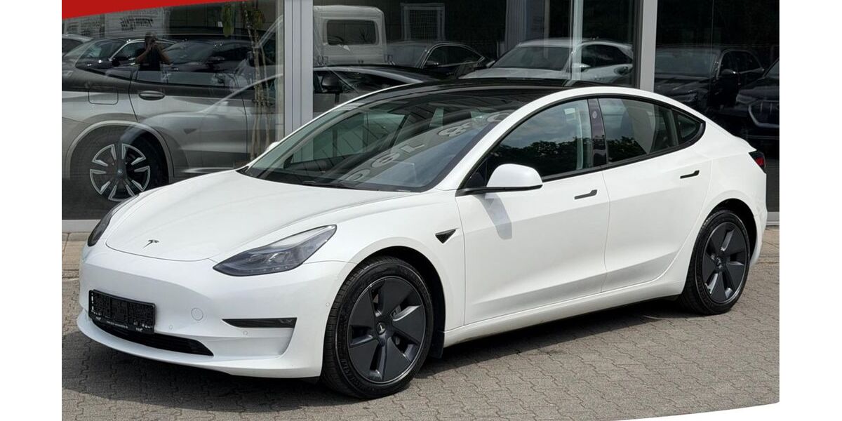 Tesla Model 3 72.454 km 28.450 &euro; Dieburg 64807
