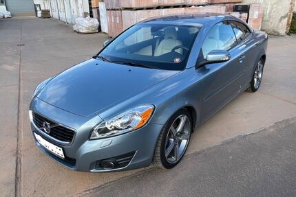 Volvo C70 64.500 km 19.850 &euro; Hainburg 63512