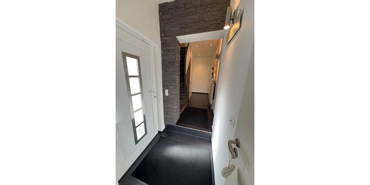 Einfamilienhaus Hanau Groß-Steinheim - 7 Zimmer, 152 m&sup2;, 575.000&euro; | Angebot:25293848