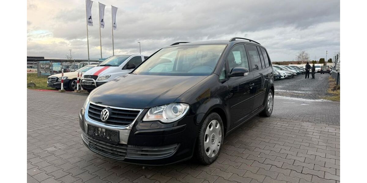 VW Touran 205.000 km 5.250 &euro; Dietzenbach 63128