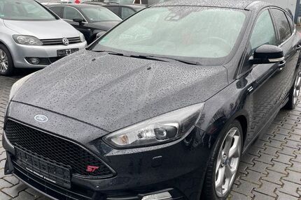 Ford Focus 210.000 km 6.999 &euro; Stockstadt a.M. 63811