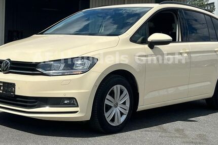 VW Touran 390.000 km 5.990 &euro; Mühlheim am Main 63165