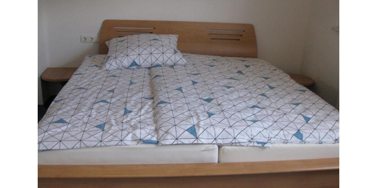 Dachgeschoßwohnung Frammersbach - 3 Zimmer, 35 m&sup2;, 450&euro; | Angebot:25966006