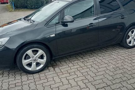 Opel Astra 242.000 km 2.850 &euro; Babenhausen 64832