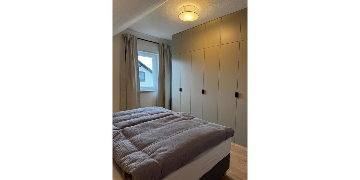 Etagenwohnung Aschaffenburg Damm - 2 Zimmer, 67 m&sup2;, 1.750&euro; | Angebot:25925038