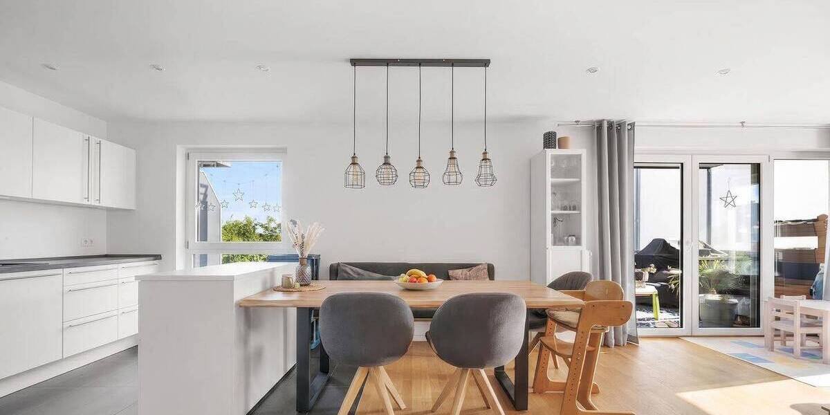 Etagenwohnung Aschaffenburg Damm - 3 Zimmer, 93 m&sup2;, 365.000&euro; | Angebot:26407093