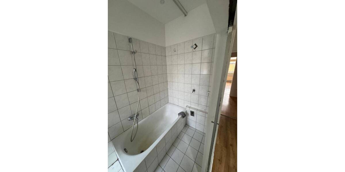Etagenwohnung Hanau Lamboy - 3 Zimmer, 70 m&sup2;, 730&euro; | Angebot:26128052
