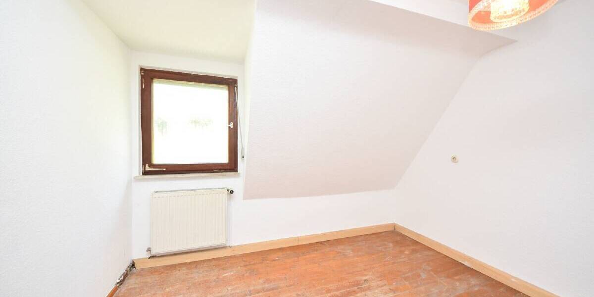 Einfamilienhaus Laufach Hain - 7 Zimmer, 120 m&sup2;, 345.000&euro; | Angebot:25693332