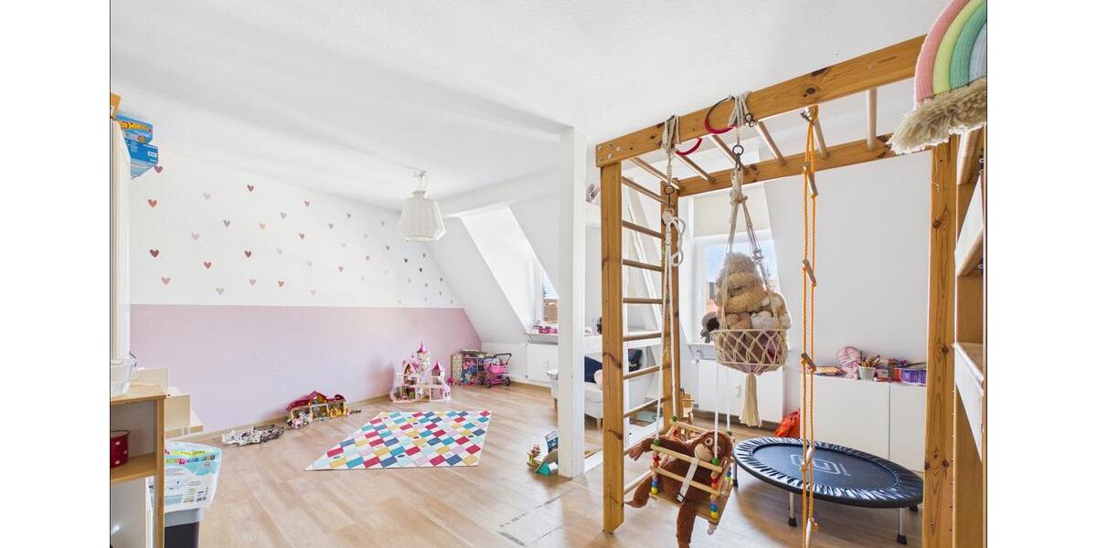 Etagenwohnung Aschaffenburg Österreicher Kolonie - 4 Zimmer, 140 m&sup2;, 1.820&euro; | Angebot:25440810