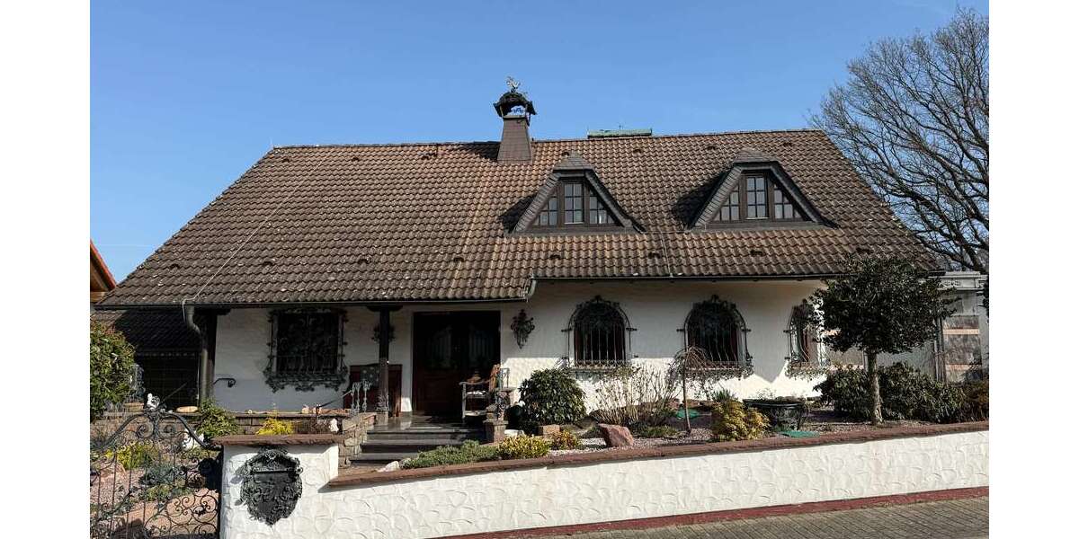 Einfamilienhaus Alzenau - 5 Zimmer, 250 m&sup2;, 780.000&euro; | Angebot:25543376