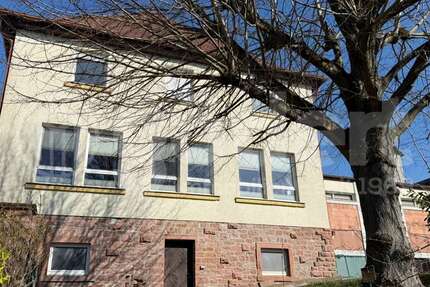 Haus Leidersbach / Volkersbrunn Volkersbrunn - 10 Zimmer, 140 m&sup2;, 395.000&euro; | Angebot:26119719