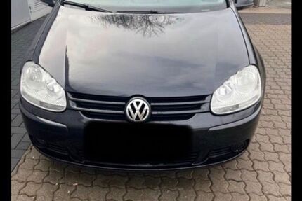 VW Golf 292.000 km 2.799 &euro; Hainburg 63512