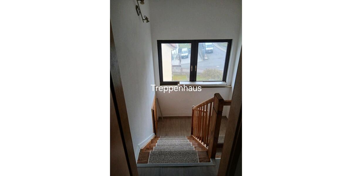 Etagenwohnung Bad König - 4 Zimmer, 120 m&sup2;, 1.150&euro; | Angebot:25204420