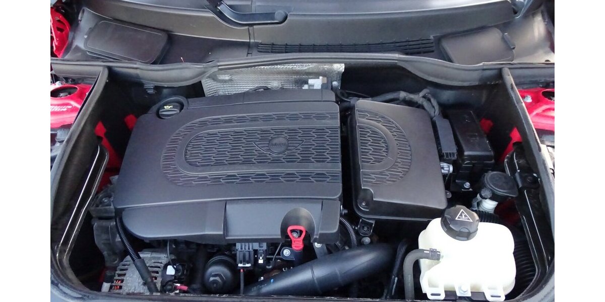 Mini Cooper SD Countryman All4 Cooper SD All4 Automatik 154.582 km 7.990 &euro; Rodgau 63110