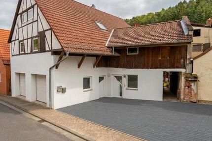 Haus Breuberg - 10 Zimmer, 370 m&sup2;, 440.000&euro; | Angebot:26256008