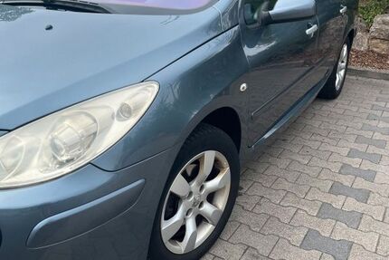 Peugeot 307 166.382 km 2.490 &euro; Goldbach 63773