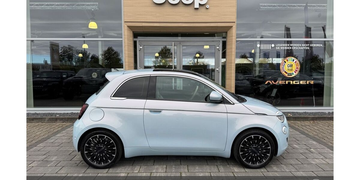 Fiat 500e 13.377 km 21.490 &euro; Aschaffenburg 63741
