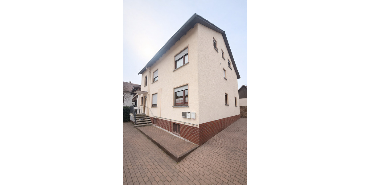 Mehrfamilienhaus, Wohnhaus Flörsbachtal Kempfenbrunn - 9 Zimmer, 249 m&sup2;, 239.000&euro; | Angebot:26306000