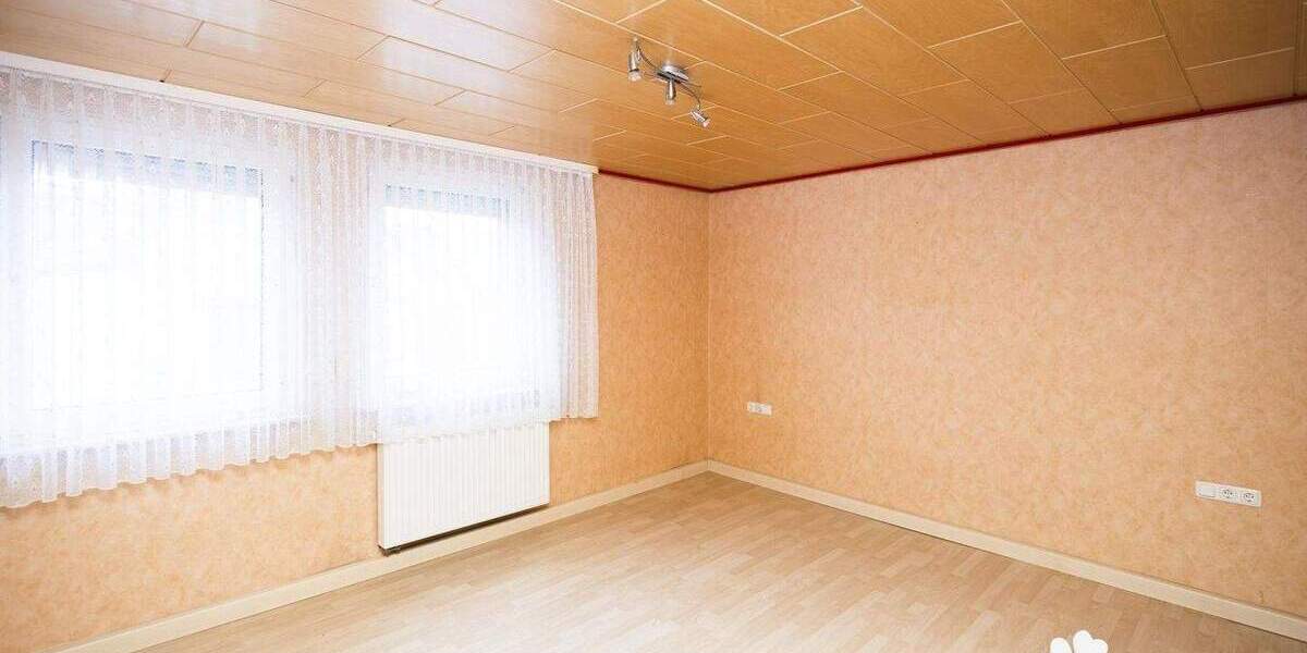 Mehrfamilienhaus, Wohnhaus Mömlingen - 9 Zimmer, 196 m&sup2;, 335.000&euro; | Angebot:25693773