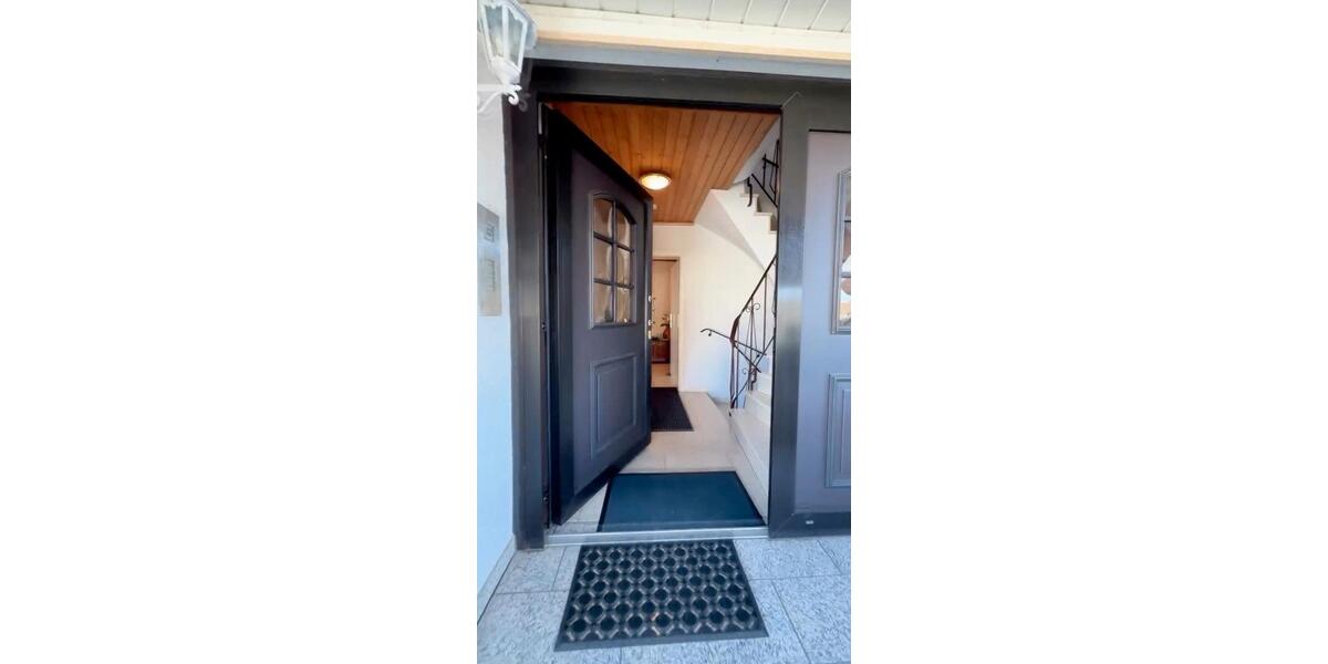 Etagenwohnung Babenhausen - 3 Zimmer, 100 m&sup2;, 750&euro; | Angebot:26192144