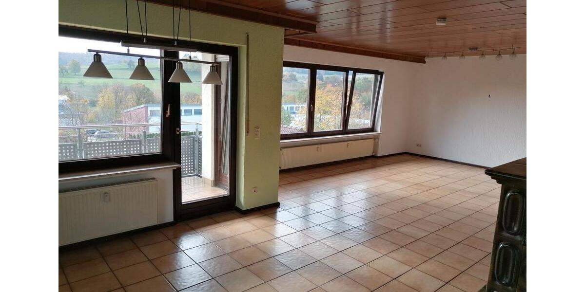Etagenwohnung Weibersbrunn - 4 Zimmer, 131 m&sup2;, 960&euro; | Angebot:26019898