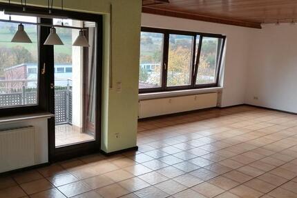Wohnung Weibersbrunn - 4 Zimmer, 131 m&sup2;, 960&euro; | Angebot:26019898